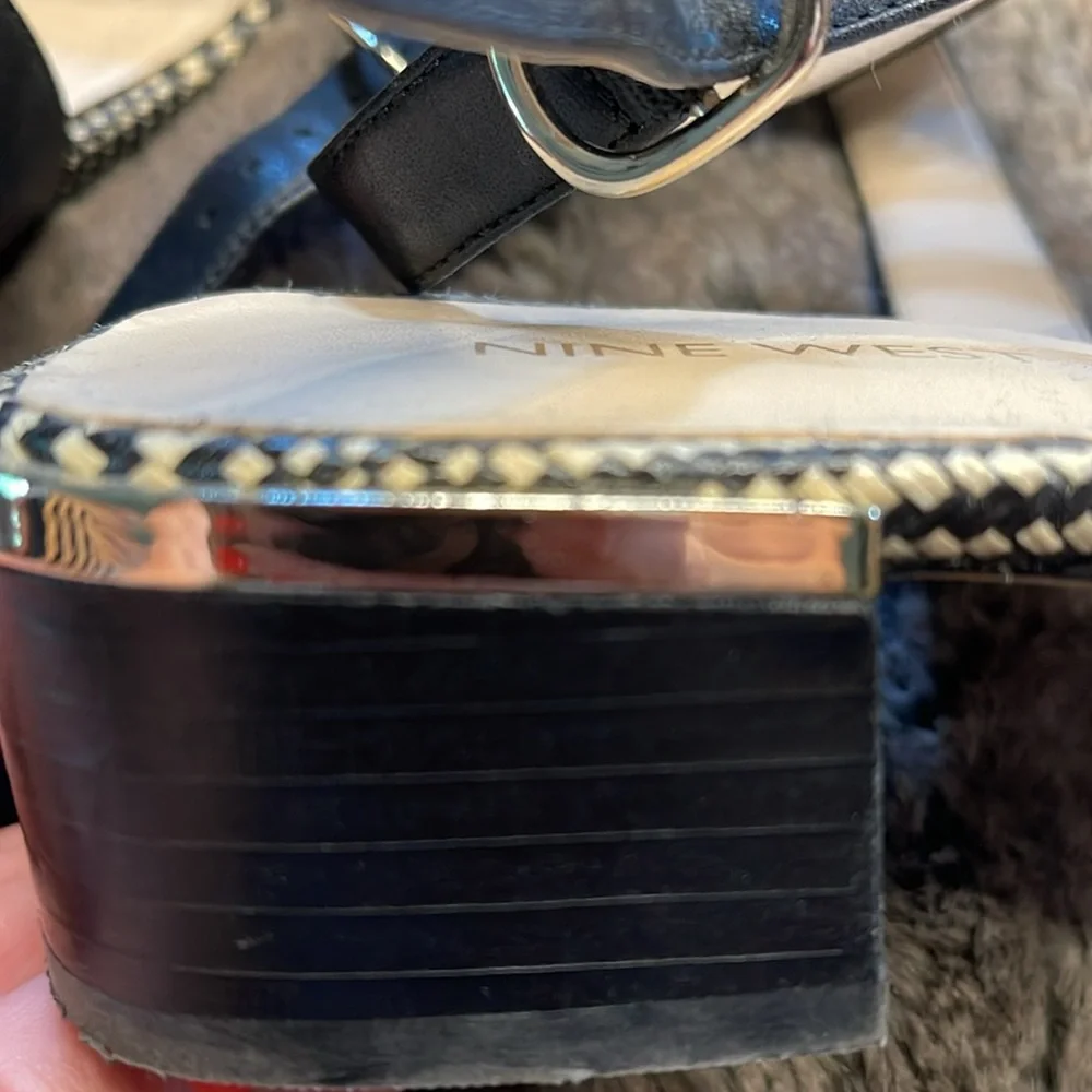 Nine West sandals - Picture 6 of 7